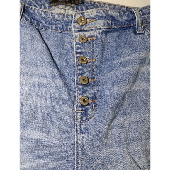 Torrid High Waisted Distressed Cropped Jeans Size 28S Blue Stretch Med Wash READ - Picture 2 of 8